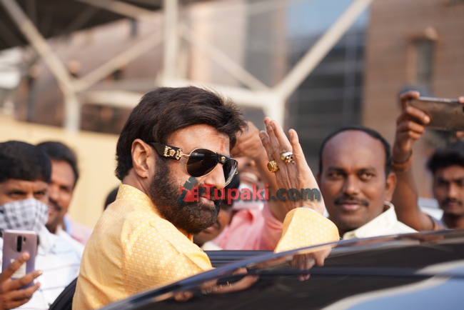 Balakrishna Snapped at Botsa Satyanarayana Son Wedding in Hyderabad Balakrishna Snapped at Botsa Satyanarayana Son Wedding in Hyderabad
